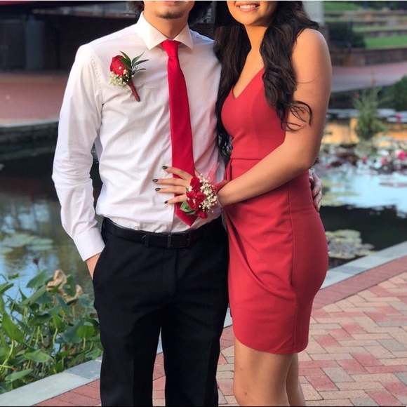 Lulus Bodycon Dress - Picture 4 of 4